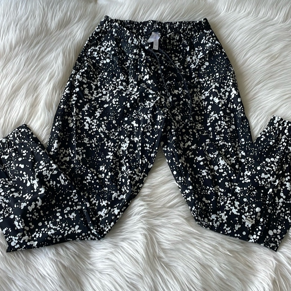 Fabletics , Lightweight Joggers - image 2